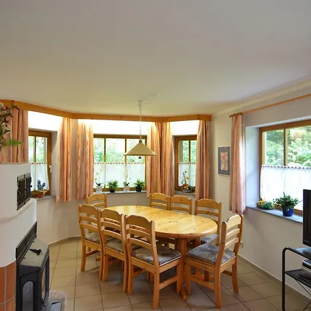 Modern Holiday Home In Bischofsmais With Balcony Nyaraló *